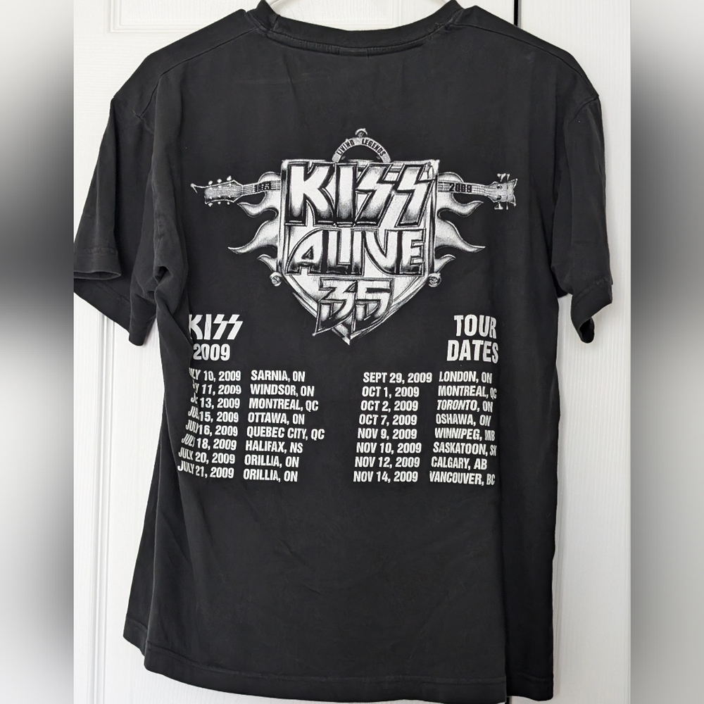 Kiss band tee graphic shirt Gene Simmons - Picture 3 of 6